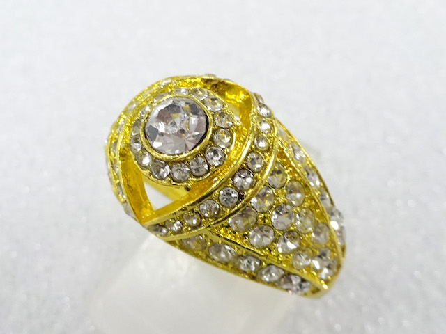 CRYSTAL FASHION RING / JP SIZE 18